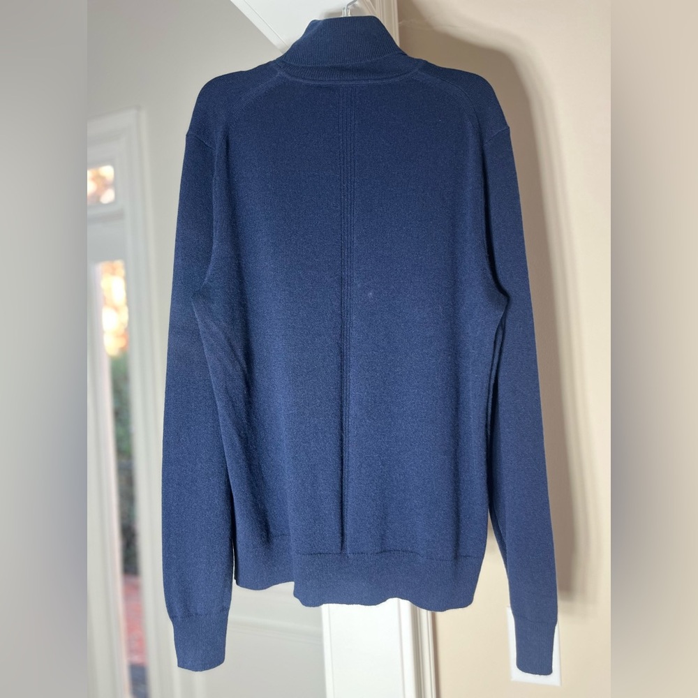 Theory Men's Light Baltic (Navy) Cashmere Crewneck Sweater